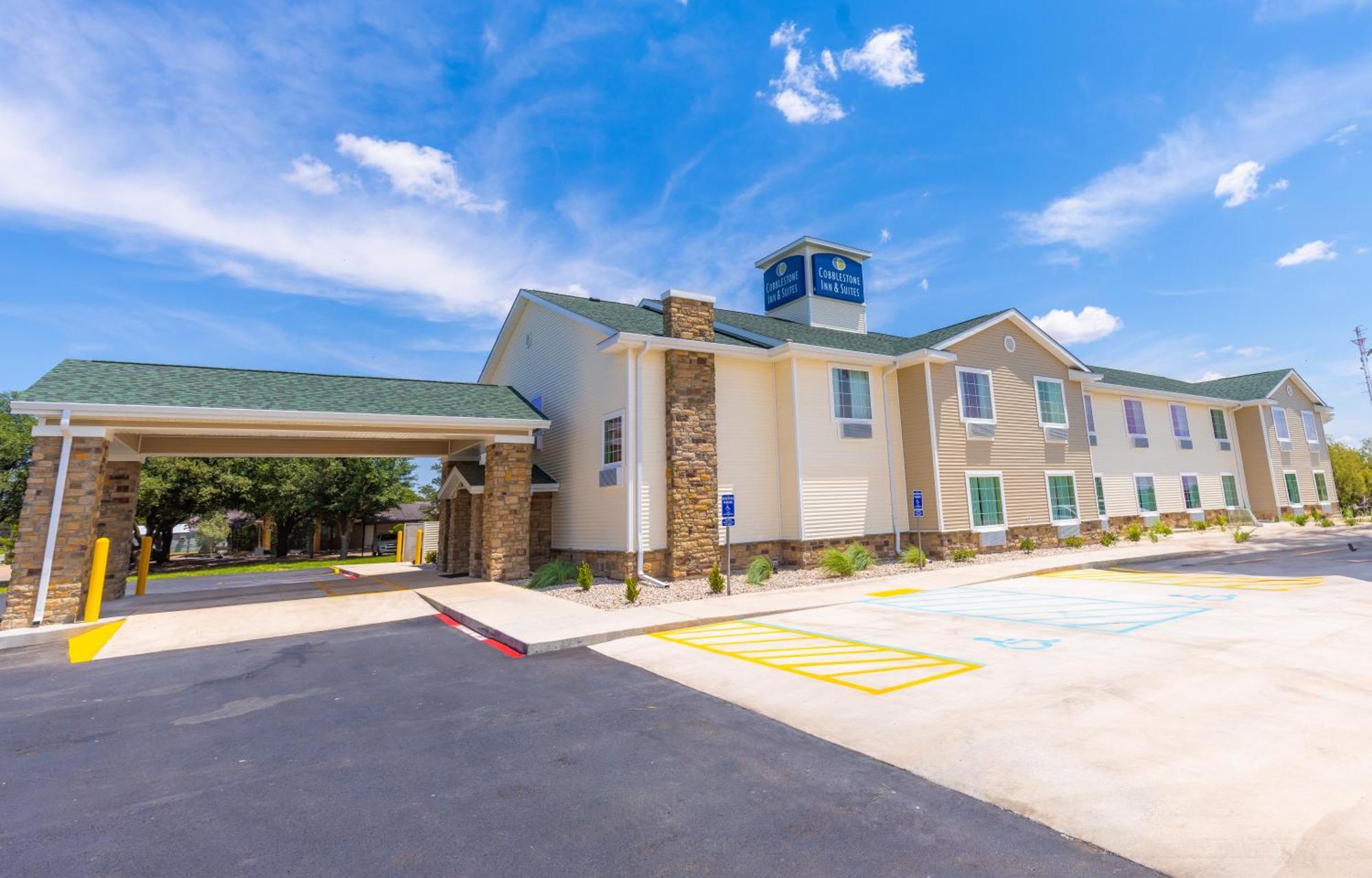 Cobblestone Inn & Suites - Winters Extérieur photo