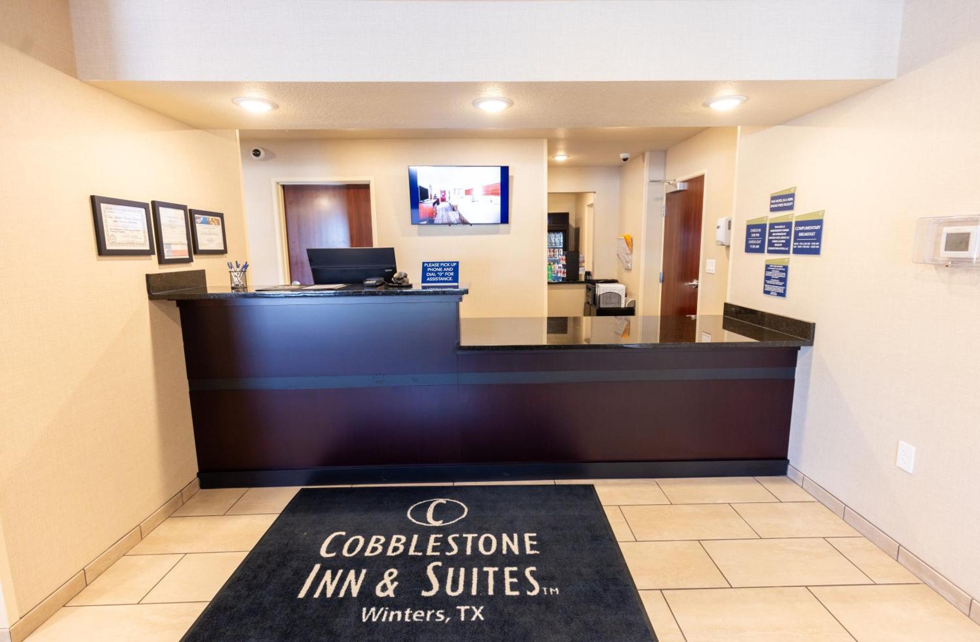 Cobblestone Inn & Suites - Winters Extérieur photo